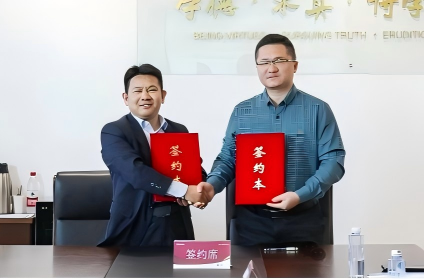 凯发K8科技集团与安徽新华学院举行产教融合合作签约仪式